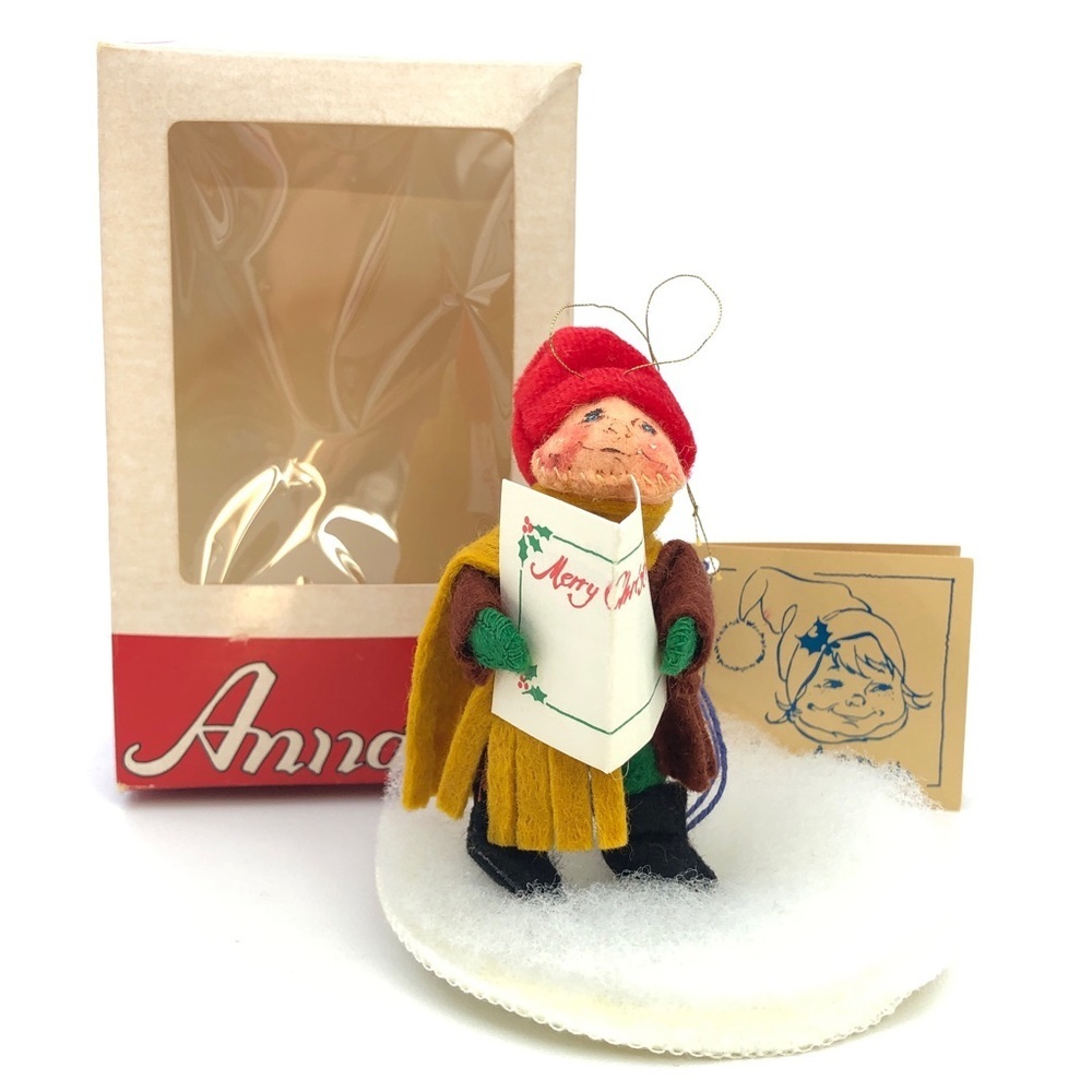 Annalee Christmas Caroler Boy Holiday Doll Ornament